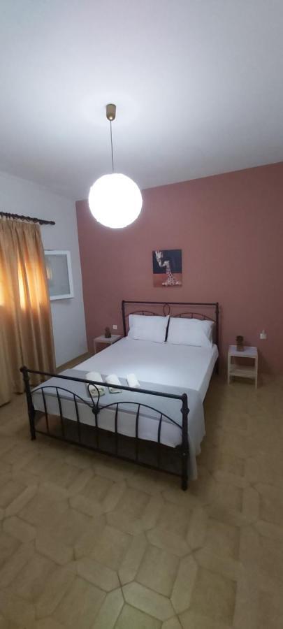 Giannis Stella Apartment Mourteri Room photo